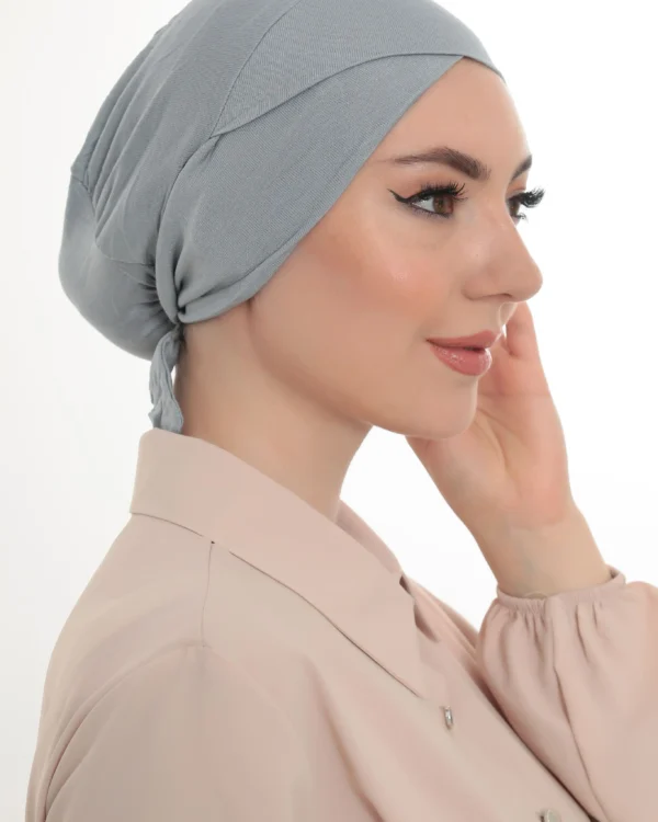 Soft Grey Crossover Turban Cap for Women – Elegant Fit - Image 5
