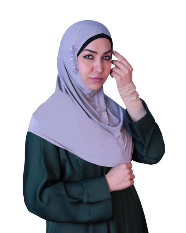 Women's Instant Khimar Bergo Hijab with Floral Brooch Detail – Soft Lavender Grey - Image 2