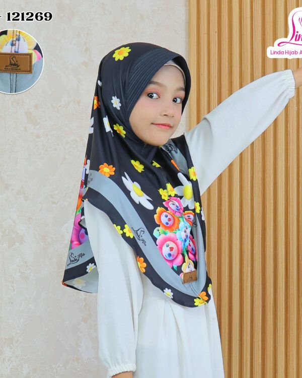 Girls' Instant Hijab -Style Khimar – Black Floral Print - Image 2